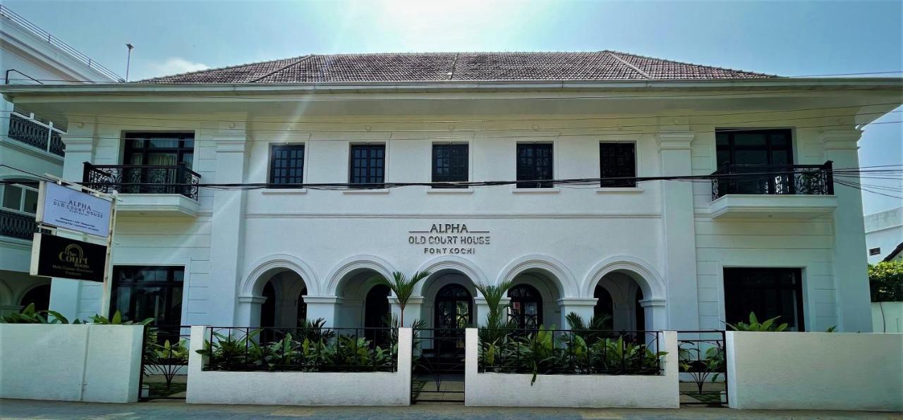 Hotel Alpha Old Court House à Kochi Extérieur photo