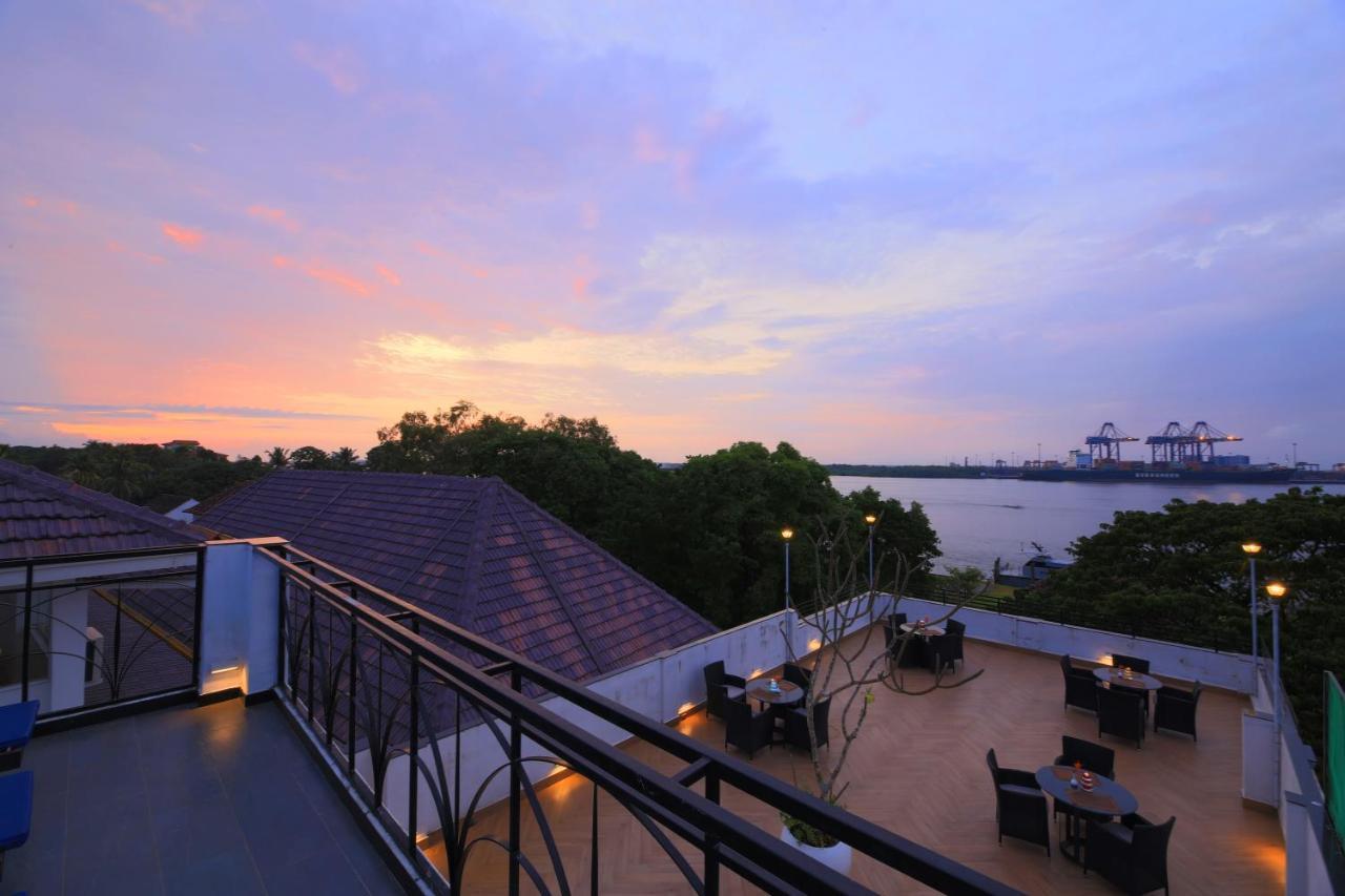 Hotel Alpha Old Court House à Kochi Extérieur photo