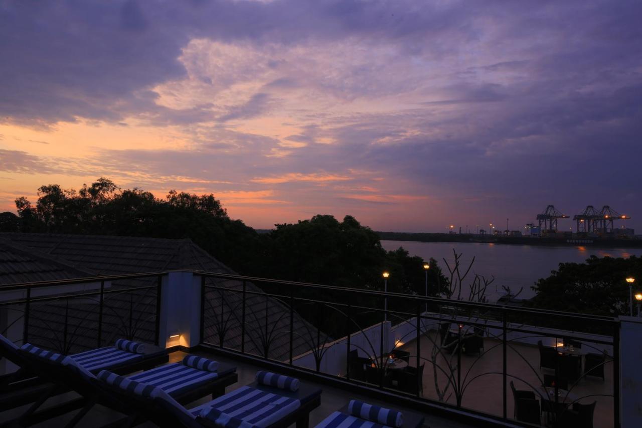 Hotel Alpha Old Court House à Kochi Extérieur photo