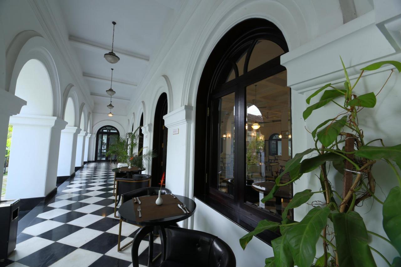 Hotel Alpha Old Court House à Kochi Extérieur photo