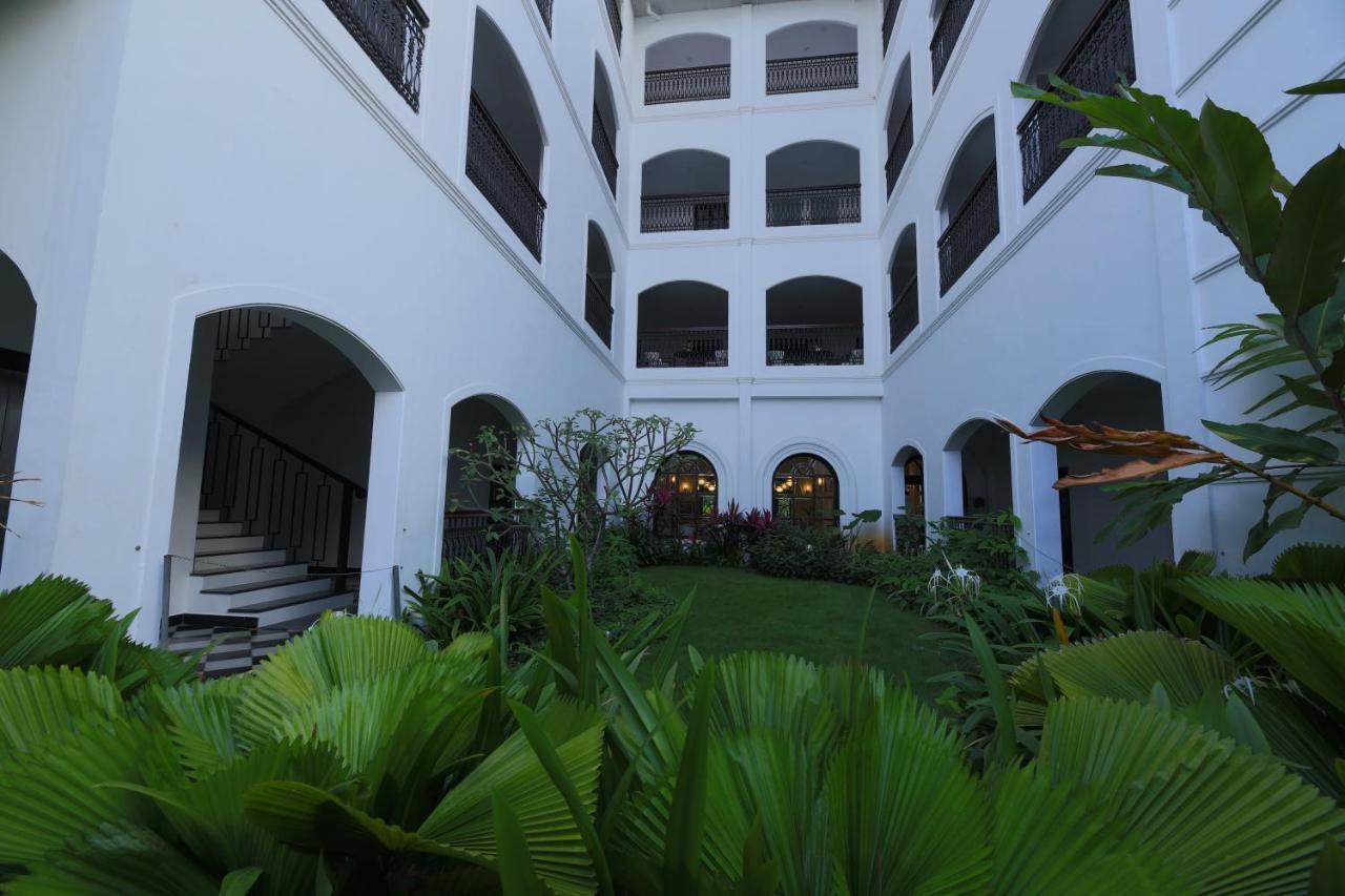 Hotel Alpha Old Court House à Kochi Extérieur photo