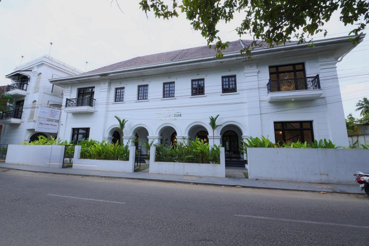 Hotel Alpha Old Court House à Kochi Extérieur photo