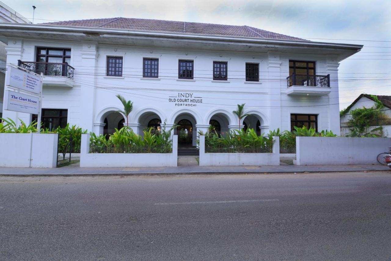 Hotel Alpha Old Court House à Kochi Extérieur photo